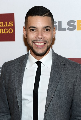 File:WilsonCruz-8.png