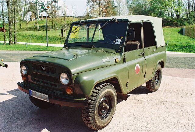 File:Uaz-469-1.jpg