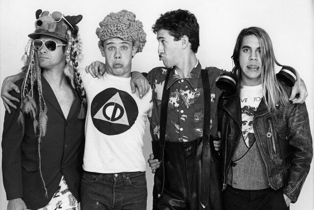 File:RHCP1985.jpg
