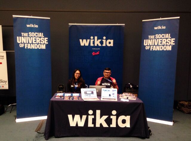 File:C2e22014-wikiabooth2.jpg