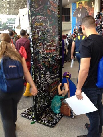 File:NYCC-2014 WikiaLive 0054.jpg