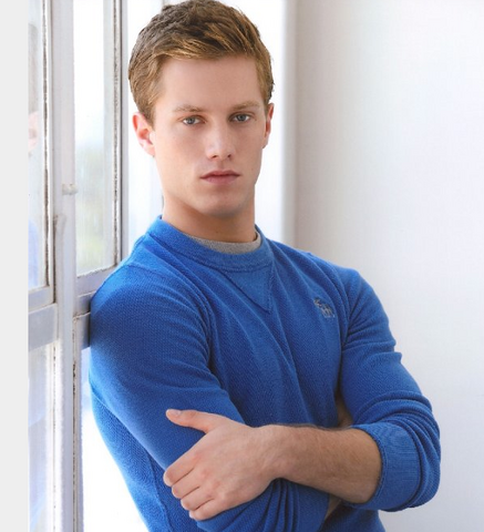 File:Jonathan Keltz XII.png