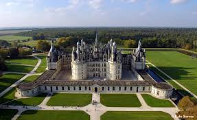 File:Chateau de Chambord1.jpg