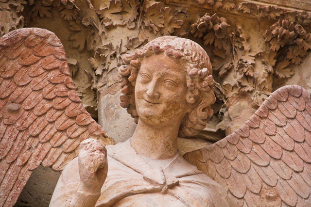 File:1024px-Ange-au-sourire-reims.png