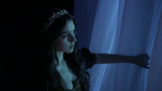 File:CW PROMO 119.jpg
