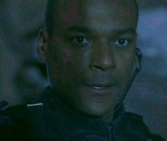 Fichier:James Shade.jpg