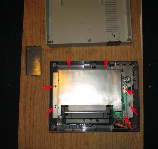 File:Sbeild Screws.jpg