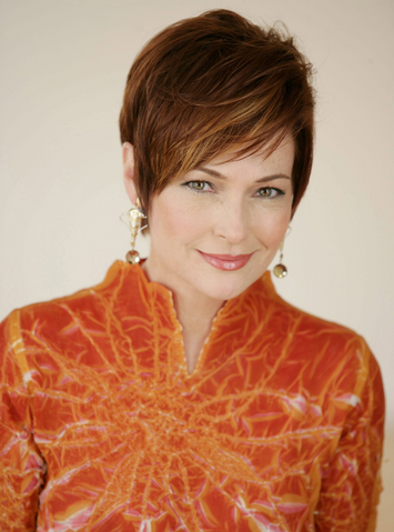 File:Carolyn Profile.png