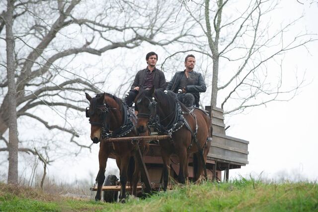 File:-revolution--season-2x19-11.jpg
