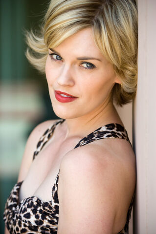File:Kari wahlgren full.jpg