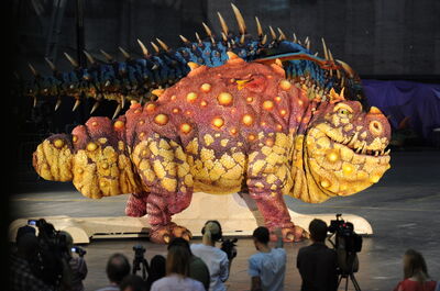 How-to-Train-Your-Dragon-Arena-Show-Gronckle-2