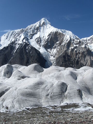 File:Udes Mountains.jpg