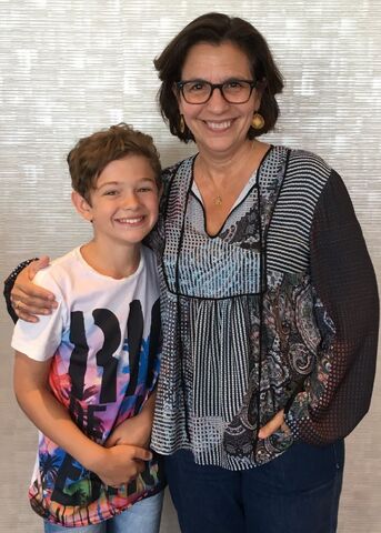 File:Rj-palacio-with-noah-jupe.jpg