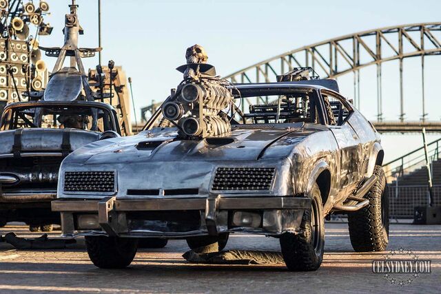 File:Car-madmax-78m.jpg