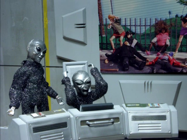 Aliens | Robot Chicken Wiki | FANDOM powered by Wikia