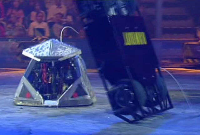 File:Philipper vs Rawbot.jpg