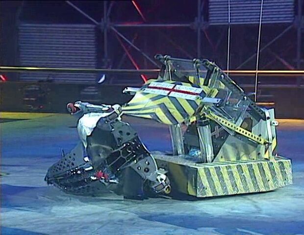 File:Behemoth vs Razer.jpg
