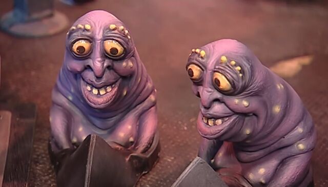 File:Lightning aliens.jpg