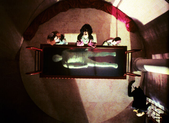 File:RHPSTrailerFrame 032.jpg