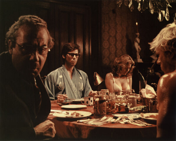 File:RHPS-CRH22-DrScottDinnerAliens.jpg