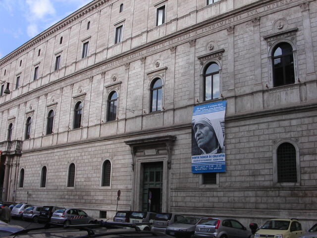 File:Lorenzo in Damaso.jpg