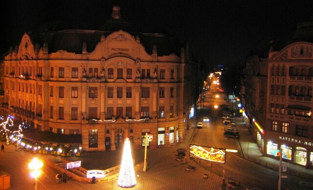 Fișier:Vedere Palatul Lloyd.jpg