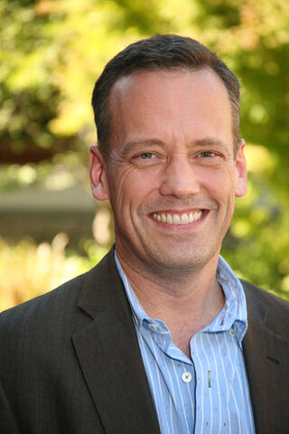 File:DeeBradleyBaker.jpg