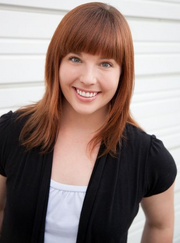 RWBY, Foto, Synchronsprecher, Lindsay Jones.png