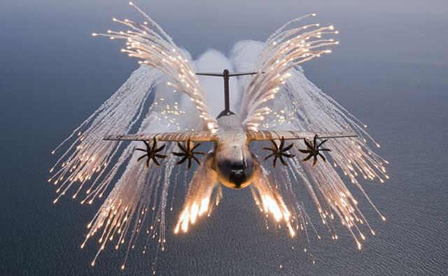 File:All the flares.jpg