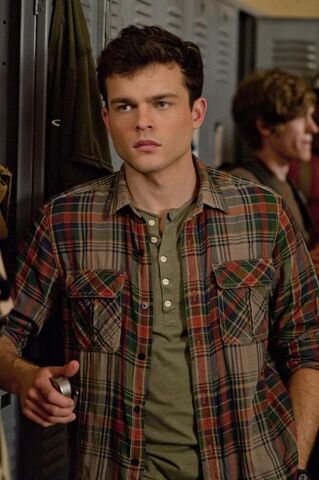 Fichier:BCofficialstill33.jpg