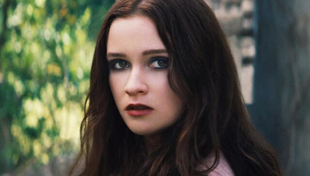 Fichier:BCofficialstill54.jpg