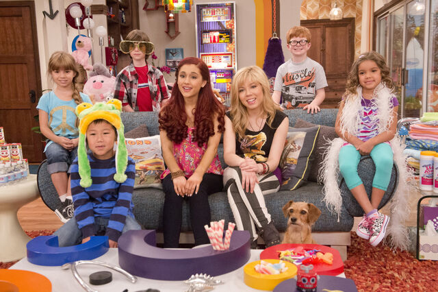 File:Sam and Cat with Opee and the kids they babysat.jpg