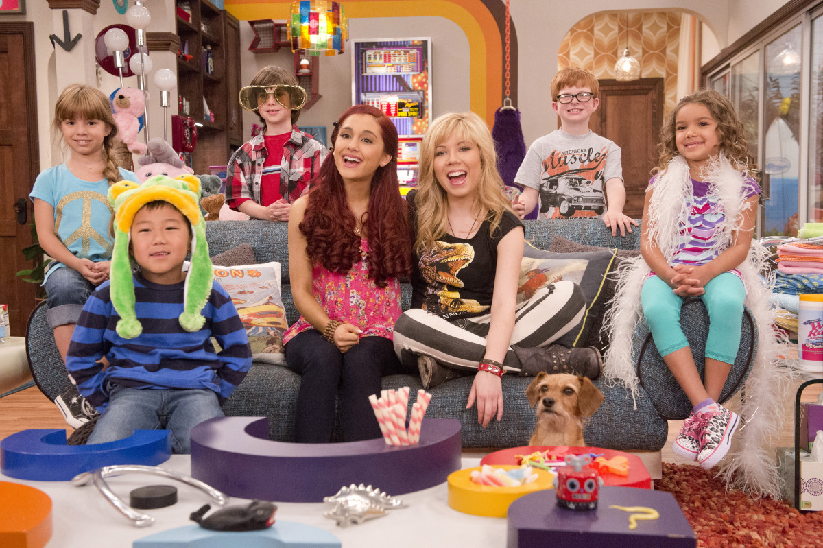 Image - Sam and Cat with Opee and the kids they babysat in ...