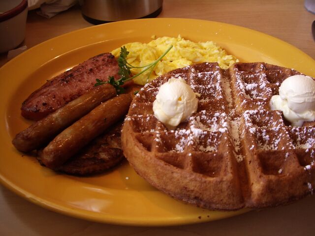File:Breakfast At Perkins I-2244.jpg