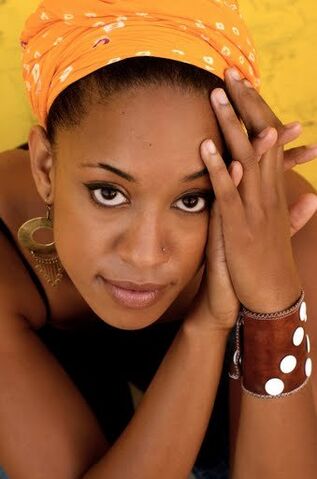 File:Dinora-Walcott.jpg