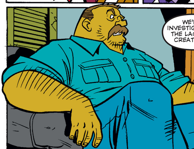 File:Mr. Hulett.png