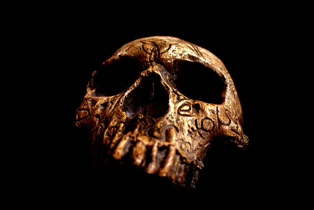 Archivo:Engraved.jpg
