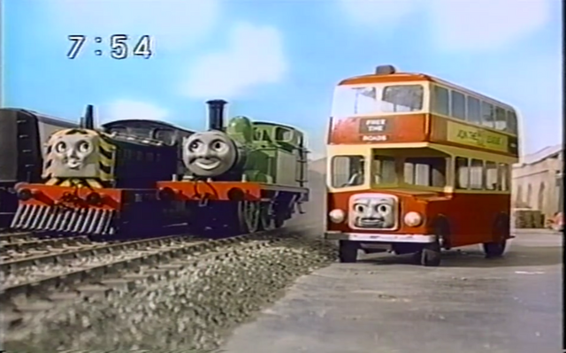 File:Mavis,OliverandBulgy.png