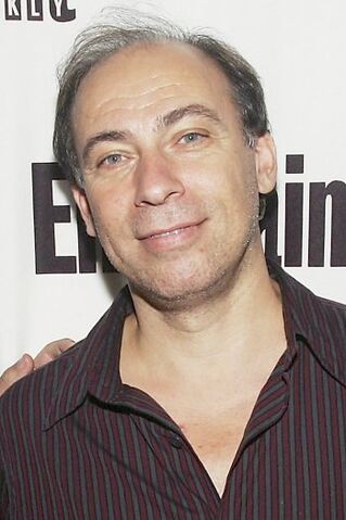 File:Owen gleiberman.jpg