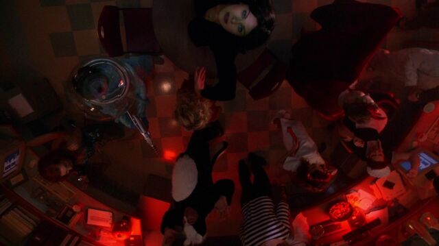 Archivo:Normal Scream Queens 2015 S02E01 1080p 0005.jpg