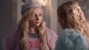 ScreamQueens105 0180