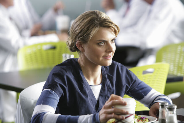 File:9x11 Denise in cafeteria.jpg