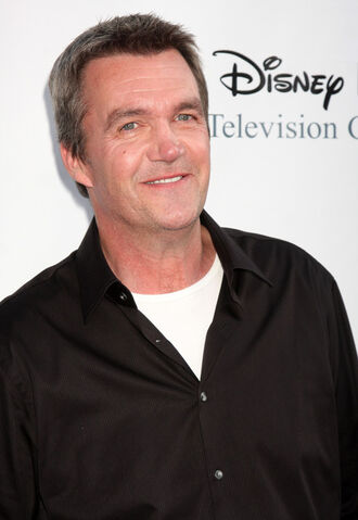 File:Neil Flynn.jpg