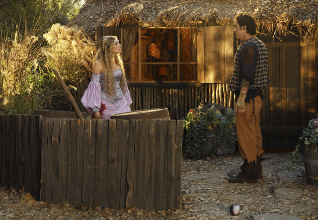 File:7x11 Elliot and JD.jpg