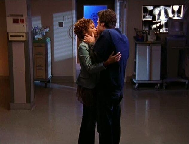 File:4x16kiss.jpg