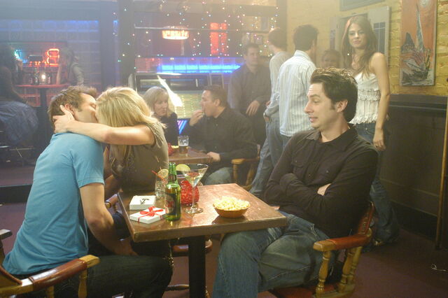 File:5x15 J.D. awkward.jpg