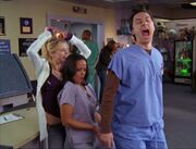 5x17-J.D. has Turk's butt