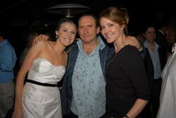 Colin Hay, Sarah Chalke, Christa Miller und Zach Braff.jpg