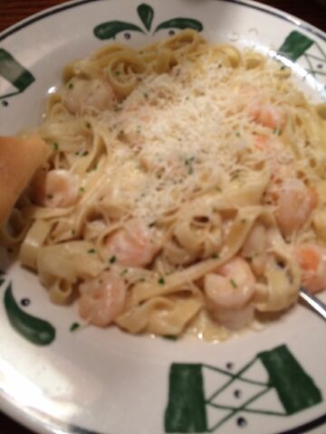 File:Shrimp Alfredo Olive Garden.jpeg