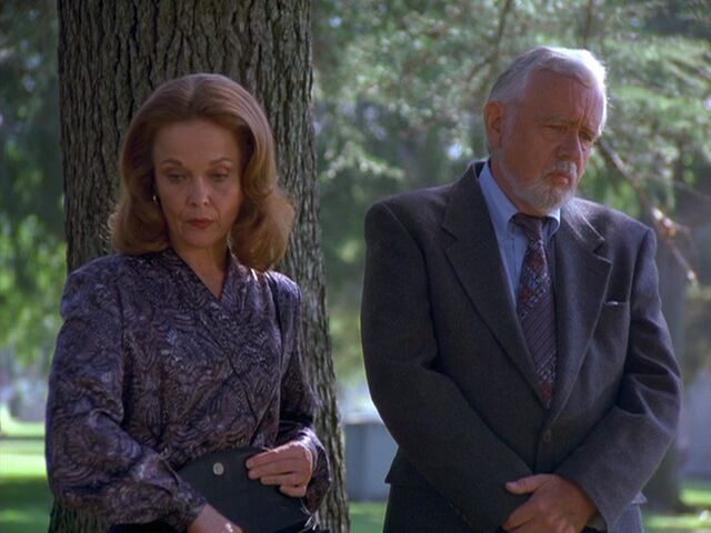 File:Mr and mrs ross.jpg